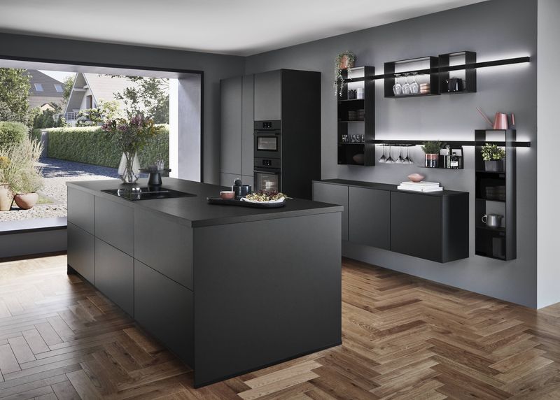 Cuisine industrielle noir mat